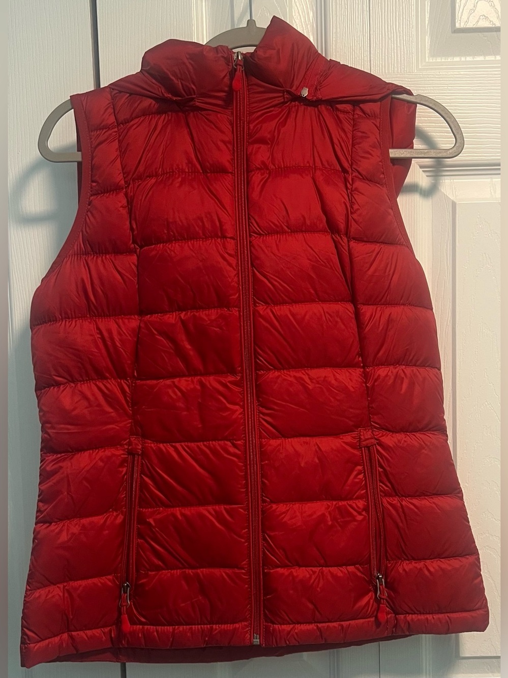 Charter Club Packable Hooded Puffer Vest in Red